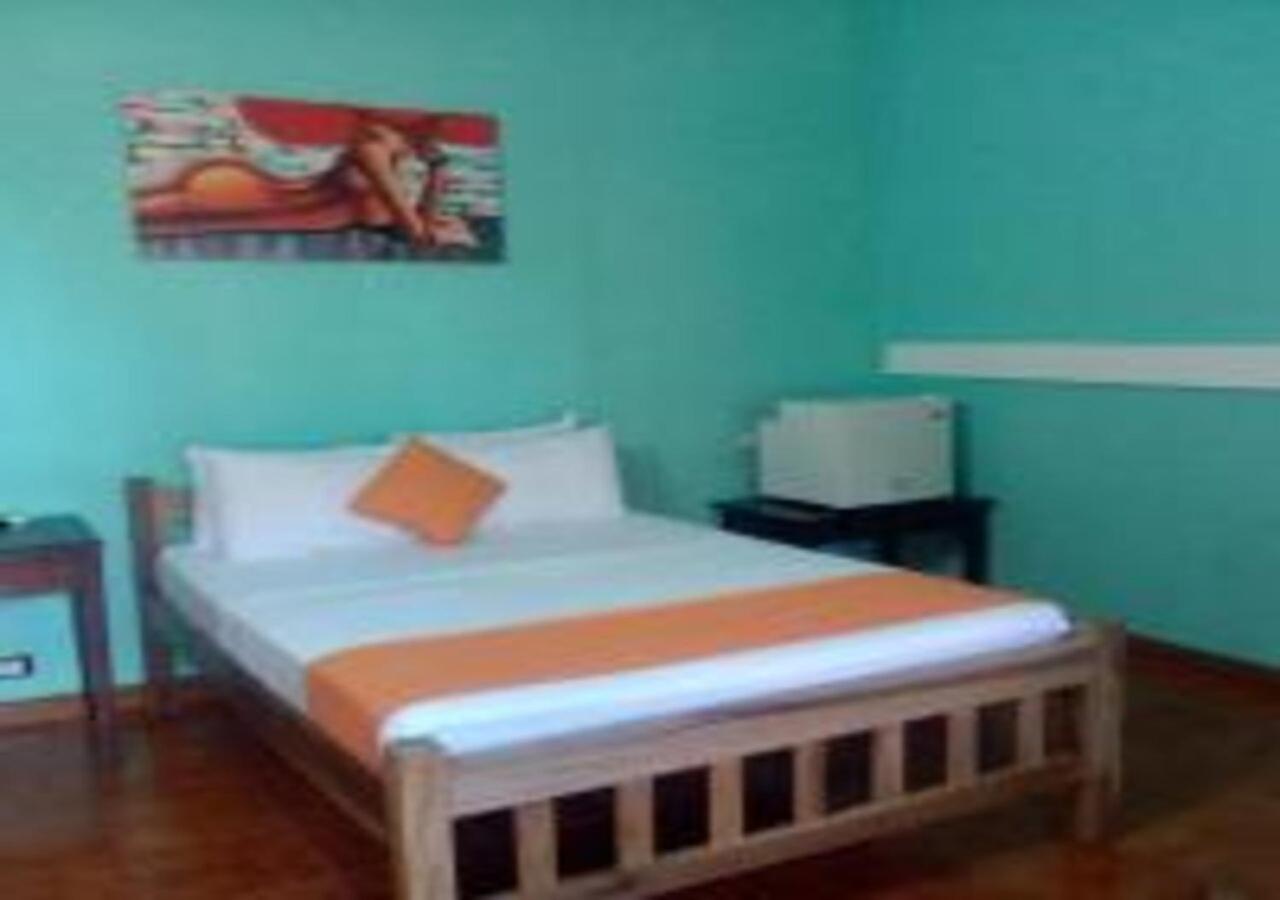 Hotel El Maltese Гранада Экстерьер фото