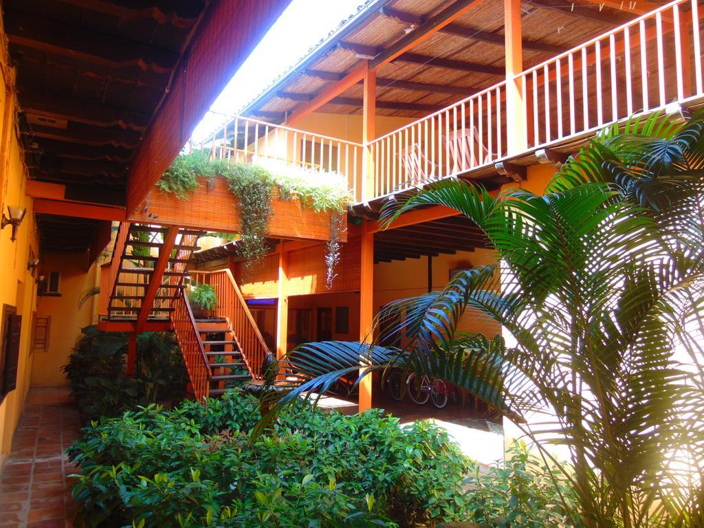 Hotel El Maltese Гранада Экстерьер фото