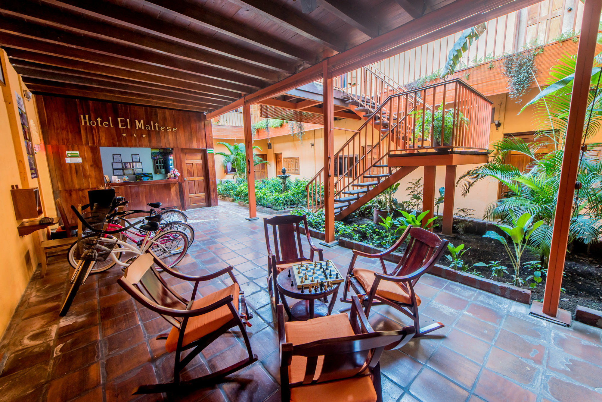 Hotel El Maltese Гранада Экстерьер фото